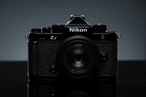 Nikon Zf + Z 26&nbsp;mm f/2.8