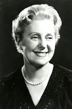 Photo of Nina Cohen