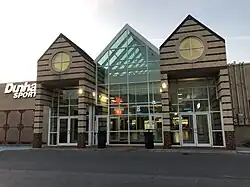 Mall south entrance