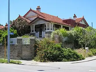 Heritage listed house at 1 Hill Street, Menora.