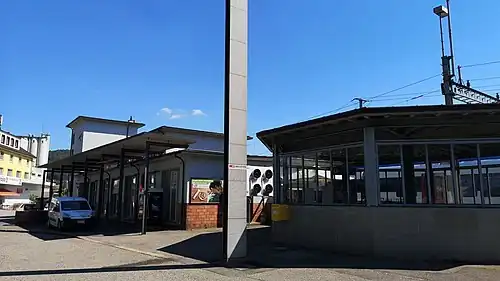 Single-story building with flat roof