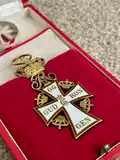 Obverse of a Knight 1st Class badge from the reign of Frederik IX