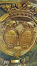 Pulpit, coat of arms