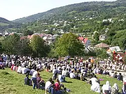 "Rapsodia Trișcașilor" folk music festival in Leșu