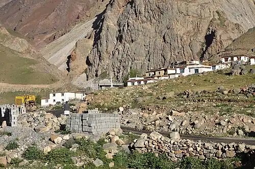 Road from Kaza entering Mud Village
