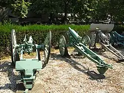 Mountain guns at the National Military Museum, Romania. Russian 76.2 mm mountain gun M1904 left. Two Russian 76.2 mm mountain guns M1909 center. The 7.5&nbsp;cm GebirgsKanone 13 is at far right.