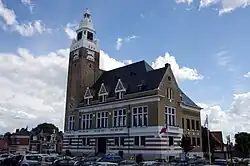 The town hall in Roye