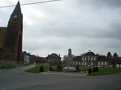 The main square of Sauchy-Lestrée