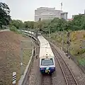 A Class 4020 EMU in original livery between Rennweg and Quartier Belvedere