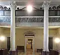 Pillars holding up the womens' gallery