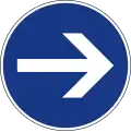 II-45.2 Turn right.