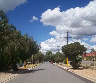 English Avenue, looking east towards South Road