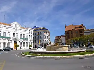 City hall of Tomelloso with a roundabout in front