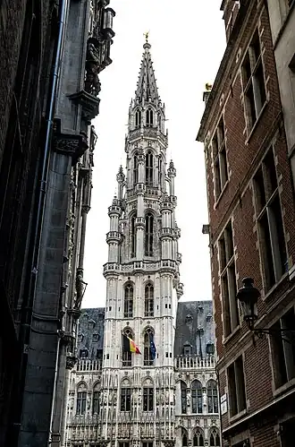 View from the Rue Chair et Pain/Vlees-en-Broodstraat