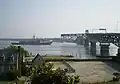 USS&nbsp;Elrod&nbsp;(FFG-55) about to pass through the George P. Coleman Memorial Bridge on the York River, Summer 2011