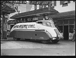 Vacuum Oil Company truck, Sydney, 1937