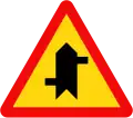 W.207d: Road junction with priority