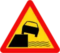 W.215b: Embankment along the right side of the road