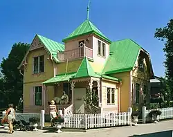 Outside, 2004
