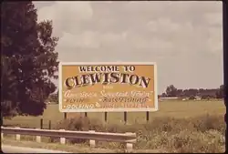 Welcome to Clewiston road sign